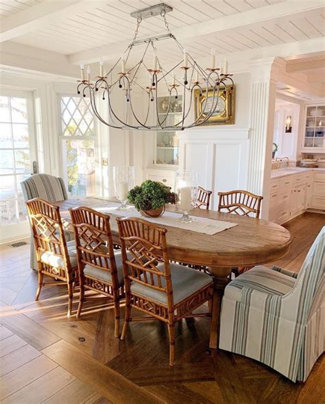 Pin By Desi Stringer On Dining Rooms Cottage Dining Rooms Southern