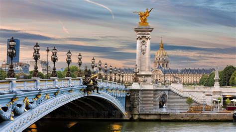 8 Prettiest Bridges In Paris Linda On The Run