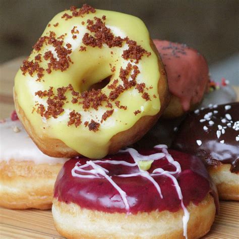 Dunkin' new york • dunkin' upper east side new york; The Best Donut Spots in New York City | New york food, Nyc ...