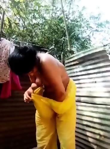 Bangladeshi Village Girl Nude Bathing Solo Selfie