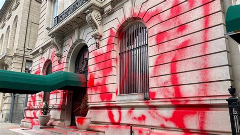 Police Investigate Vandalism Of Russian Consulate In Nyc