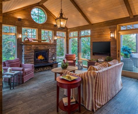 15 Staggering Rustic Sunroom Designs You Would Never Get