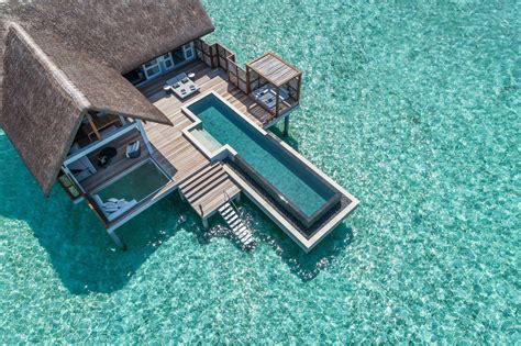 Four Seasons Resorts Maldives Airtours Sphere