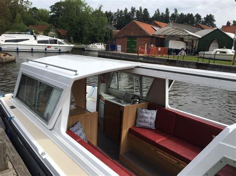 Day And Picnic Boat Hire Simpsons Boatyard Stalham