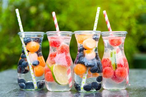 The 6 Best Flavored Sparkling Waters Trendradars