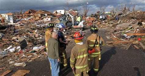 Dozens Of Tornadoes Tear Through Midwest Cbs News