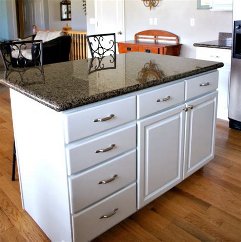 Painted cabinets look lovely, but they aren't going to look. White Painted Kitchen Cabinet Reveal with Before and After ...