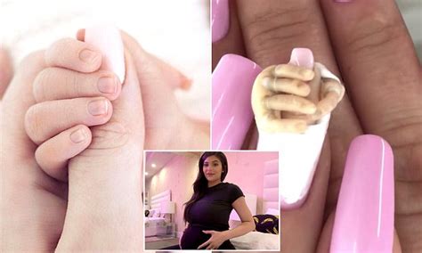Twitter user @sweetsavannahle wrote, how the eff does @kyliejenner wear such long nails with a newborn? Instagram is horrified by Nail Sunny's Kylie Jenner nails ...