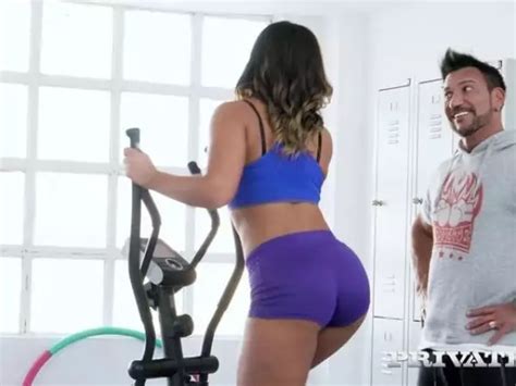 Gym Workout With Big Booty Briana Sex Video
