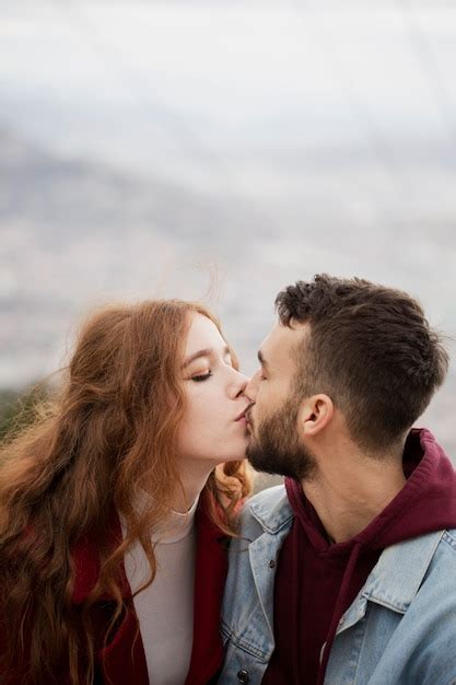 Free Photo Close Up Of Affectionate Couple Kissing