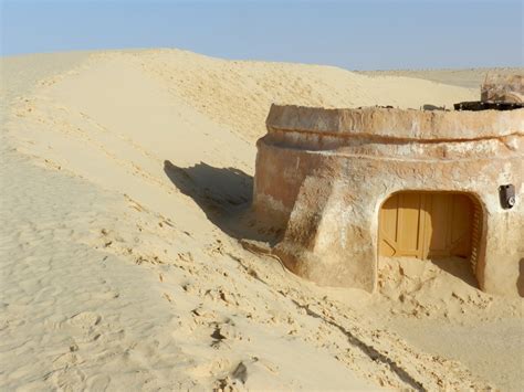 Située dans la bordure extérieure , cette planète orbite autour des étoiles tatooine i et ii. Star Wars..... Tatooine