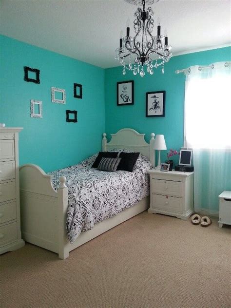 Light blue bedroom colors calming decorating ideas. The 25+ best Tiffany bedroom ideas on Pinterest | Tiffany ...
