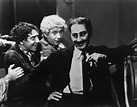 Die Marx Brothers in der Oper: DVD oder Blu-ray leihen - VIDEOBUSTER