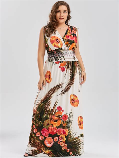 Https://tommynaija.com/outfit/plus Size Luau Outfit