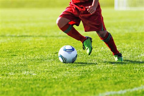 Tips And Tricks To Play A Great Game Of Football Soccer Soccer Ball