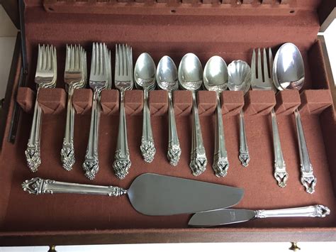 Reed And Barton Sterling Flatware Complete Set Antiques Board