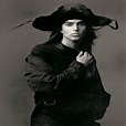 Steven Meisel: The Complete Profile Of An American Photographer – Wikye