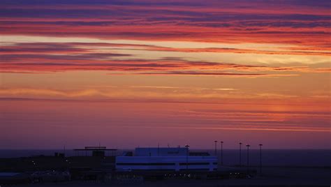 Airport Sunrise Mg1775 Over Sumburgh Terminal Flickr