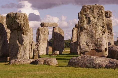 Enigmatic Stonehenge Mystery Of Moving Massive Stones Solved