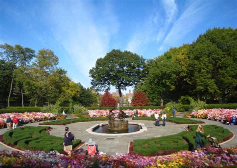 The south garden at sha tin central park provides some of the best backdrops for photographs, while the birds conservation area is home to a variety of native aberdeen country park is the only country park in hong kong that has a picnic area specially designed to accommodate the disabled. Central Park, The Most Famous Park in New York, United ...