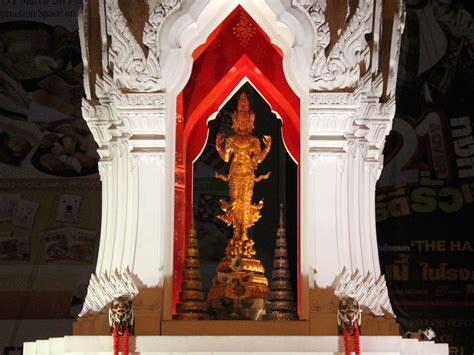 Trimurti Shrine Takemetour