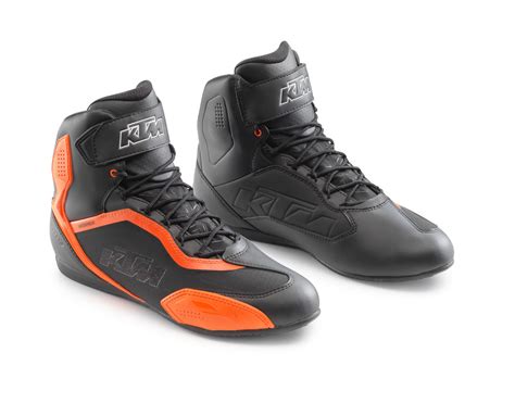 Ktm Faster 3 Wp Riding Shoes By Alpinestars Aomcmx