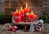 Le candele natalizie che regalano un'atmosfera preziosa in casa