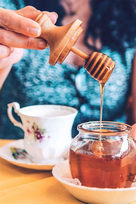 Nearly 8 percent of americans experience seasonal allergies. Honey vs. Sugar: Which Is Better? | Seasonal allergies ...
