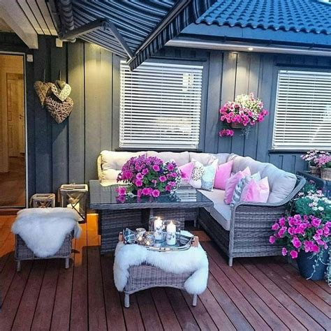 40 Cozy Balcony Ideas And Decor Inspiration 2019 Page 13 Of 41 My Blog