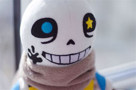 This sans plush is 10 inches tall (seated) and comes with a couple of extra eyes, for some reason. Sans Ink Sans Intel Ink Inktale - заказать на Ярмарке ...