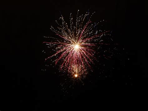 Wallpaper Salute Fireworks Sky Glitter Hd Widescreen High
