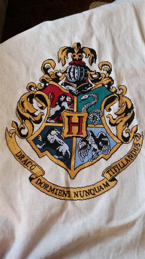 Finished Project Hogwarts Crest Crosspost From Rcrossstitch