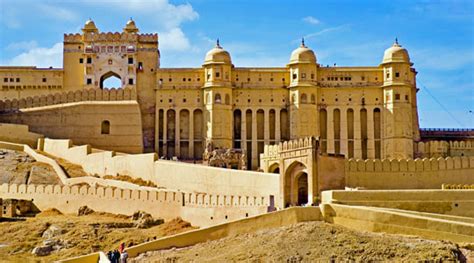 Top 10 Forts In India The Living Legends Insight India A Travel
