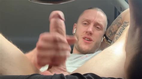 Guys Almost Gets Caught Busting A Huge Nut In His Car Pornhub