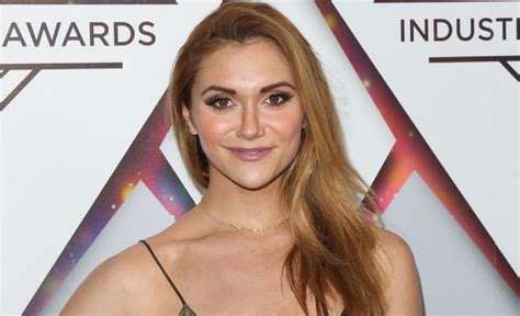 Alyson Stoner Opens Up About Falling In Love With A Woman Huffpost