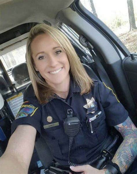 Pin By Richard Oneil On Professional Women Police Women Female Cop