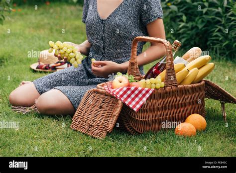 Woman Eating Grapes Hi Res Stock Photography And Images Alamy