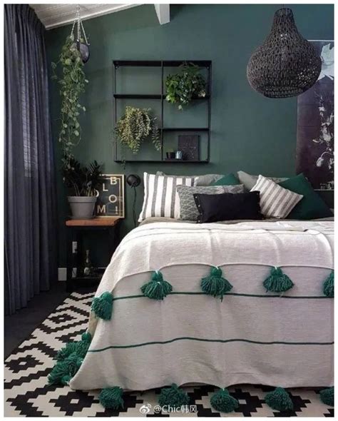 10 Shades Of Green For Bedroom Decoomo