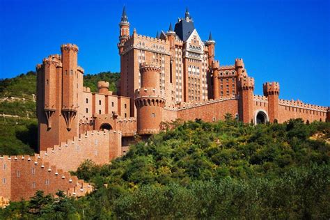 15 Ultra Romantic Castle Hotels Around The World Fodors Travel Guide