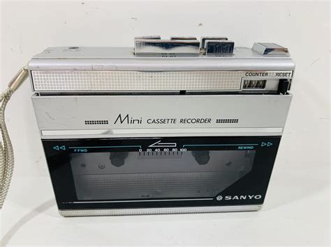 Vintage Sanyo M 1120 Mini Cassettes Tape Recorder Walkman Ebay