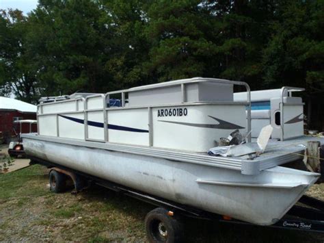 Lowe 24 Ft Party Barge W40 Hp Mariner For Sale In Hot Springs