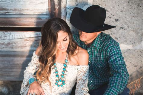 Oregon Ranch Engagement Session © Shana Bailey Photography Western
