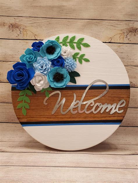 18in Round Wood Sign The Word Welcome In Galvanized Metal On Etsy In