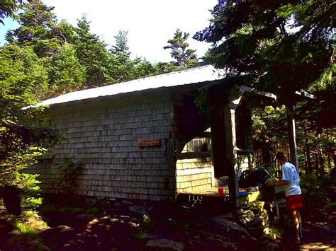 Mm 102 Fire Wardens Cabin Now An At Shelter On The Summit Of Smarts