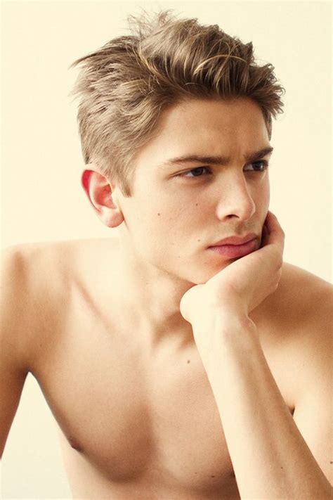 Strange Foreign Beauty Face Hair Young Male Model Beautiful Men