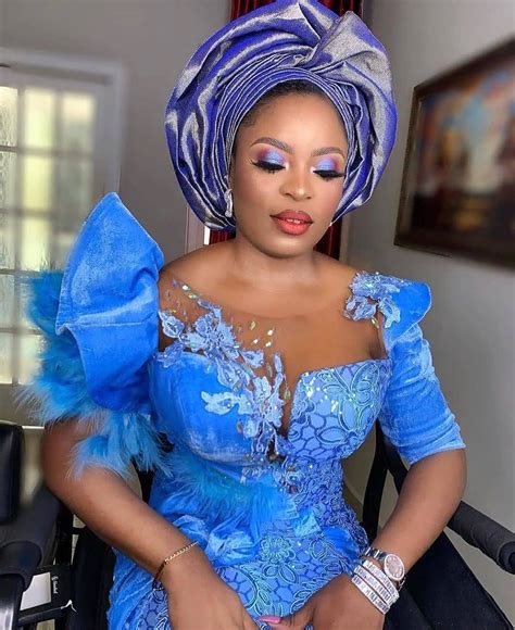Latest 2020 Most Trending Asoebi Styles for you and your ...