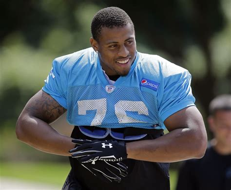 Greg Hardy Can Sign With A Team Even While On Exempt List Nfl Says Los Angeles Times