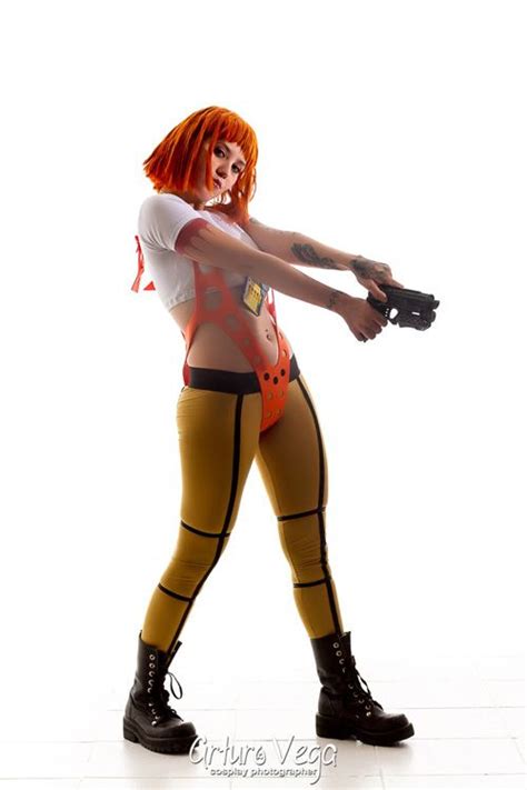 leeloo from the fifth element cosplays leeloo cosplay fifth element model