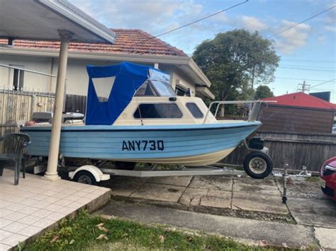 Fibreglass Half Cabin Year Rego Boat And Trailer Motorboats My Xxx