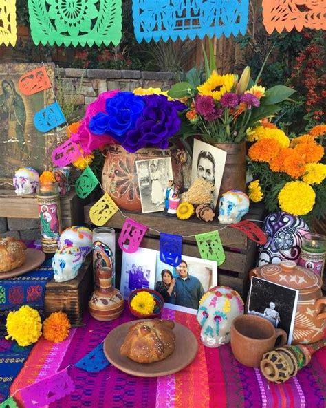 Pin On Day Of The Dead Altars And Ofrendas